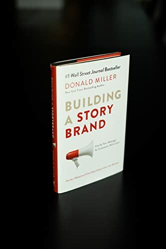 Book cover of 'Building a Story Brand' by Donald Miller